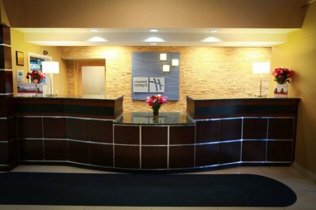 Holiday Inn Express Hotel & Suites West Chester - Photo4