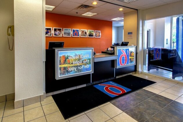 Motel 6 King of Prussia - Photo4