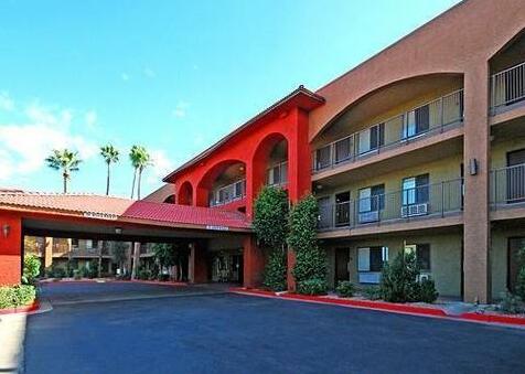 A Victory Inn & Suites Phoenix North - Photo2