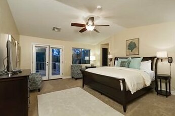 Dynamite By Signature Vacation Rentals - Photo4