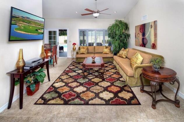 Greenway-Homes at Scottsdale with Pool View - Photo2