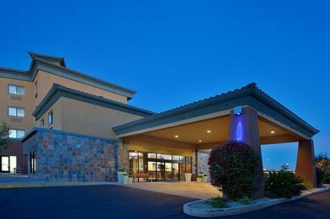Holiday Inn Express Phoenix/Chandler/Ahwatukee - Photo3