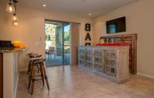 North Scottsdale Vacation Rentals - Photo2