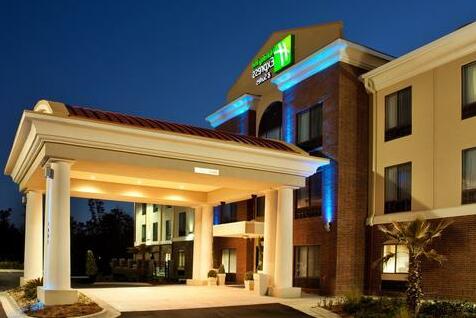 Holiday Inn Express Hotel & Suites Picayune - Photo3