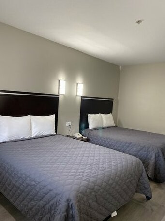 GuestHouse Inn & Suites Pico Rivera/Downey - Photo2