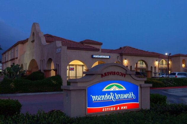 Howard Johnson Hotel & Suites by Wyndham Pico Rivera