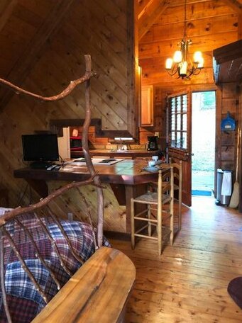 A Cabin In The Woods - Photo2