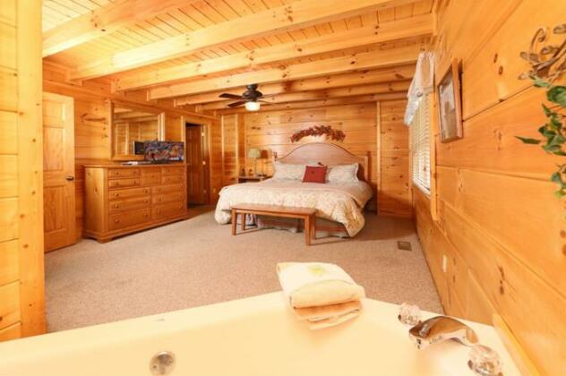 Blue Heaven Pigeon Forge - Photo3