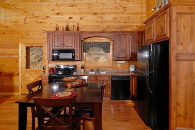 Camelot 266 - Two Bedroom Cabin - Photo2