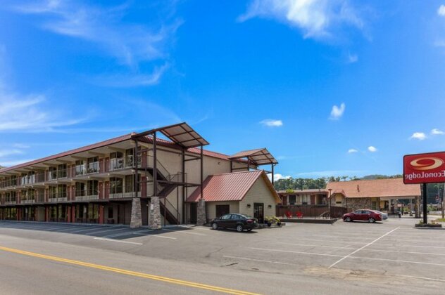Econo Lodge Pigeon Forge Tennessee - Photo4