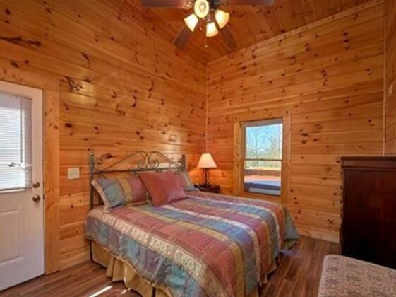 Smoky Mountain Lodge - Photo5