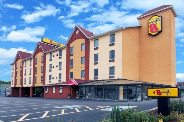 Super 8 by Wyndham Pigeon Forge near the Convention Center - Photo2