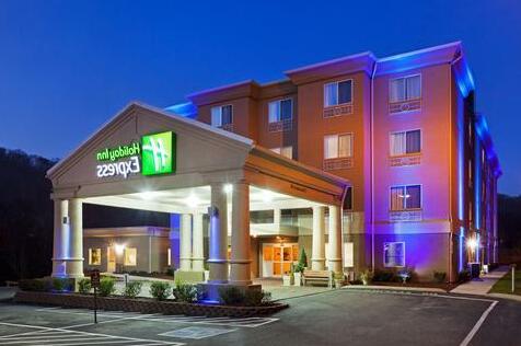 Holiday Inn Express and Suites Pikeville - Photo3