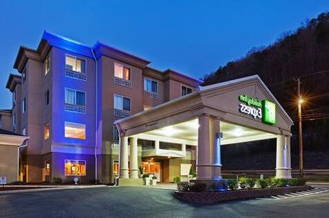 Holiday Inn Express and Suites Pikeville - Photo5