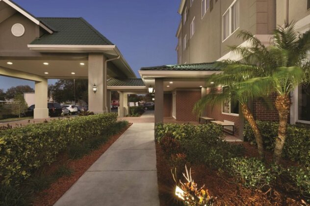 Country Inn & Suites by Radisson St Petersburg - Clearwater FL - Photo4