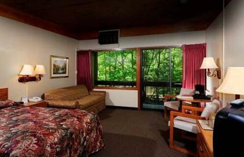 Pipestem Resort State Park Lodge - Photo5