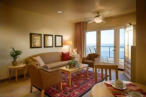 Beach House Inn & Suites Pismo Beach - Photo3