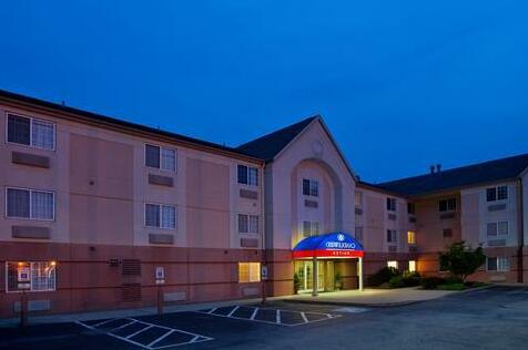 Candlewood Suites Pittsburgh-Airport - Photo3