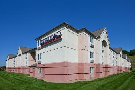 Candlewood Suites Pittsburgh-Airport - Photo4