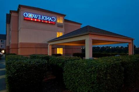 Candlewood Suites Pittsburgh-Airport - Photo5
