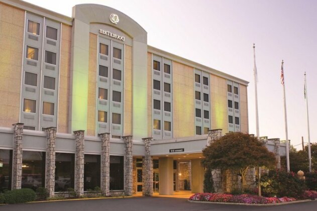 DoubleTree by Hilton Pittsburgh Airport - Photo2