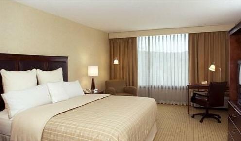 Four Points by Sheraton Pittsburgh Airport - Photo5