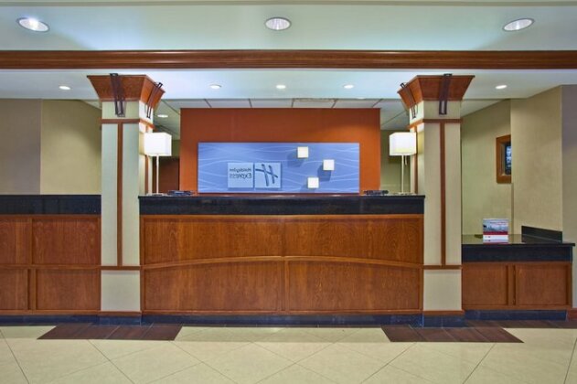Holiday Inn Express and Suites Pittsburgh West Mifflin - Photo3