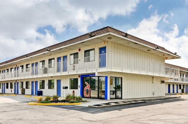 Motel 6 Pittsburgh - Crafton - Photo2