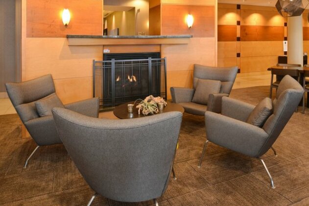 SpringHill Suites Pittsburgh Mills - Photo4