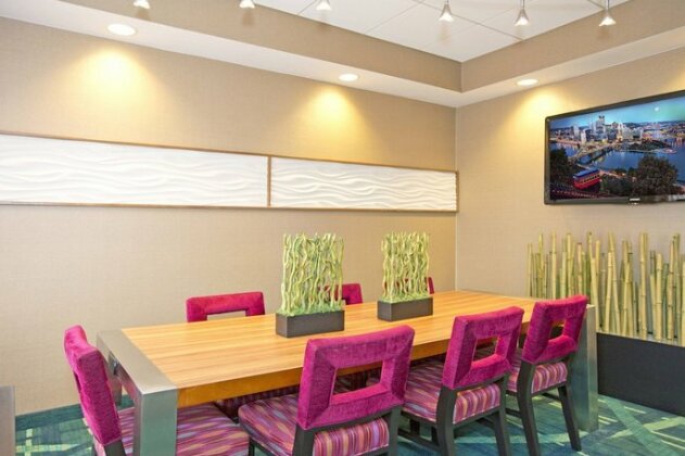 SpringHill Suites Pittsburgh Monroeville - Photo4