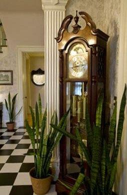 The Pillars of Plainfield Bed and Breakfast - Photo3
