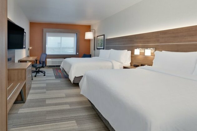 Holiday Inn Express & Suites - Plano East - Photo2