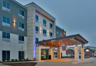 Holiday Inn Express & Suites - Plano East