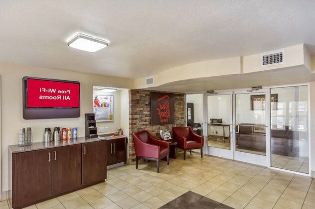 Red Roof Inn Plano - Photo4