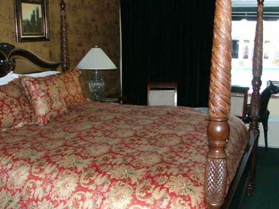 Red Rose Inn & Suites - Photo5