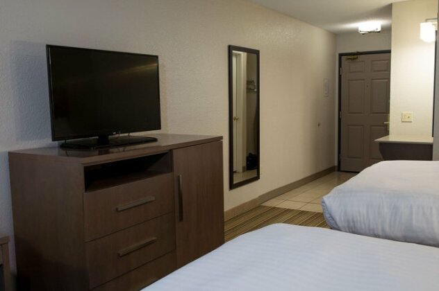Country Inn & Suites by Radisson Platteville WI - Photo4