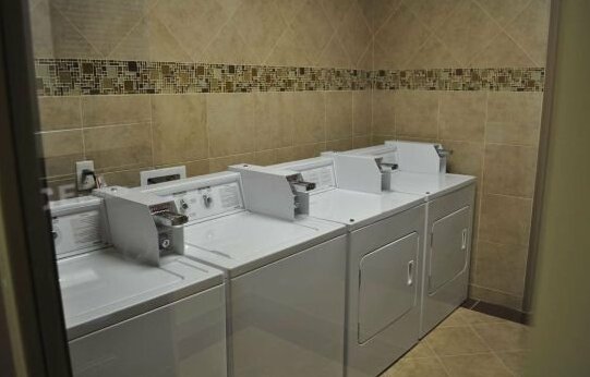 Hampton Inn Pleasanton - Photo4