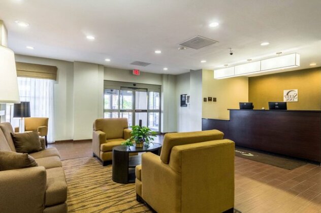 Sleep Inn & Suites Pleasanton - Photo4