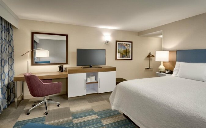 Hampton Inn & Suites Pocatello - Photo3
