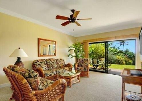 Poipu Sands 111 2 Br condo by RedAwning - Photo4
