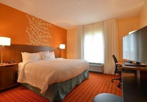 Fairfield Inn & Suites by Marriott St Louis Pontoon Beach/Granite City IL