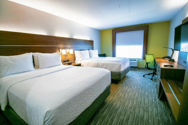 Holiday Inn Express Hotel & Suites Baton Rouge -Port Allen - Photo4