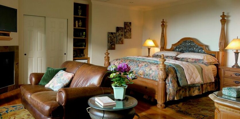 Colette's Bed & Breakfast - Photo2