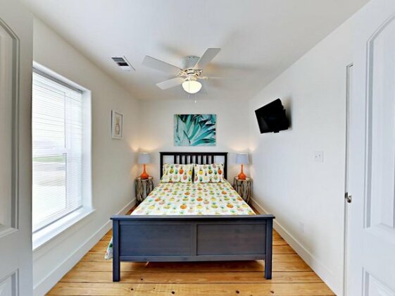 The Commons 602 - Three Bedroom Townhome - Photo2