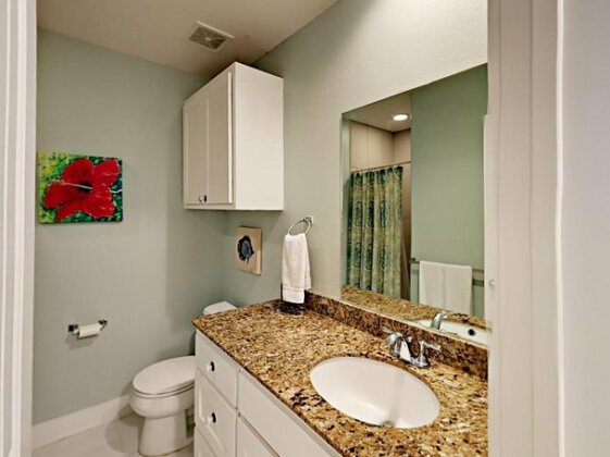 The Commons 702 - Three Bedroom Townhome - Photo2