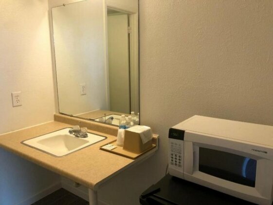 Royal Inn Port Lavaca - Photo3