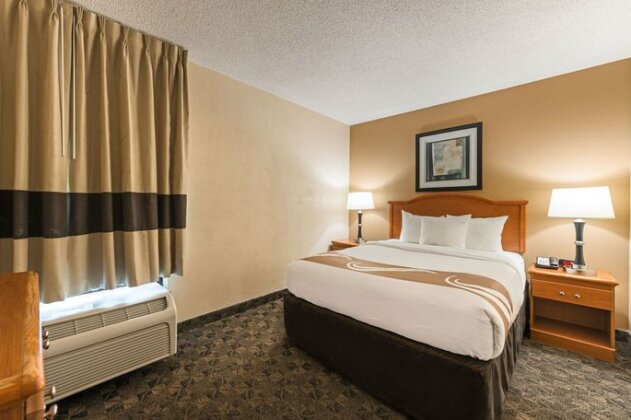 Quality Inn & Suites Portage - Photo2