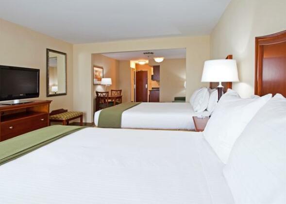 Holiday Inn Express Hotel & Suites Portland - Photo4