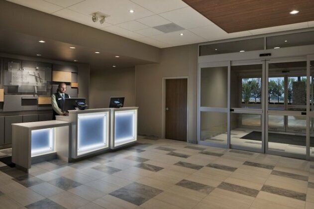 Holiday Inn Express & Suites - Portland Airport - Cascade Stn - Photo4