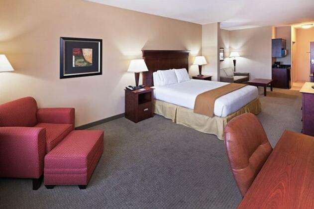 Holiday Inn Express & Suites Poteau - Photo3